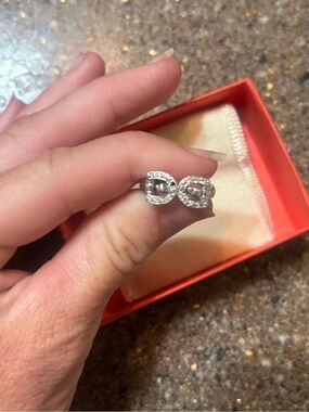 Double horse shoe white gold and diamond custom ring